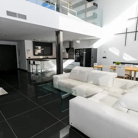 Casa Bulevar, Moderna Y Exclusiva Сasa de vacaciones Jaén