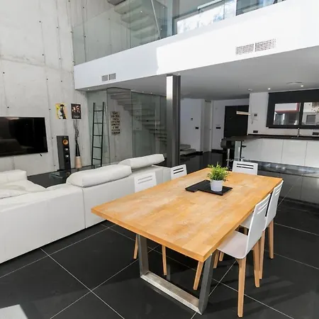 Casa Bulevar, Moderna Y Exclusiva